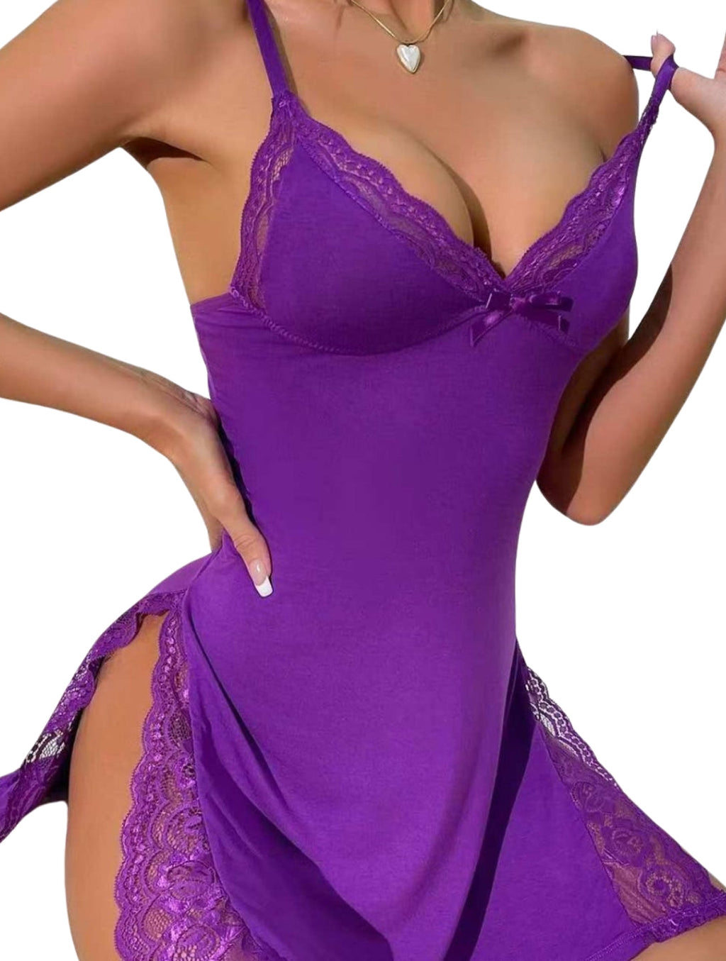Nuisette fendue en dentelle