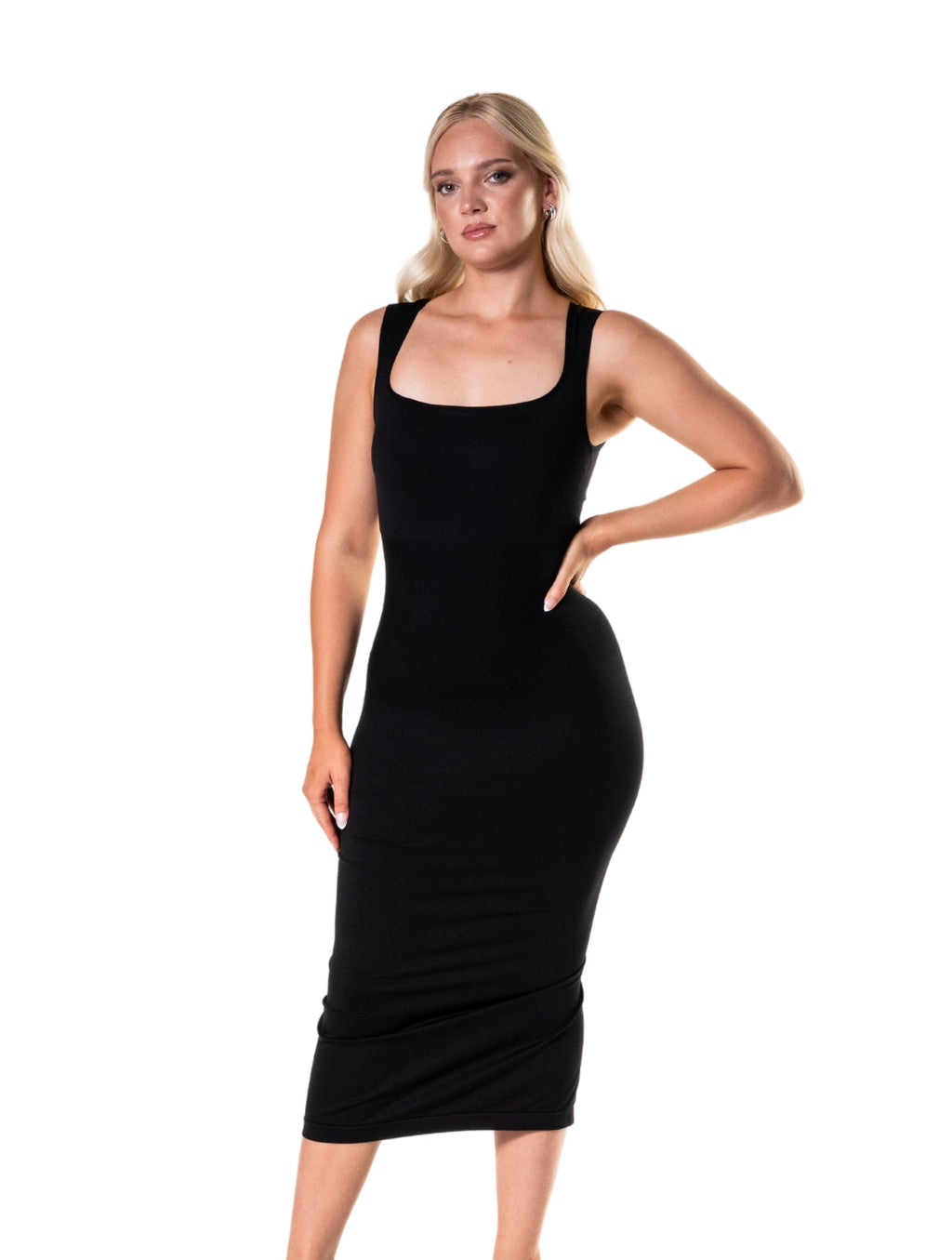 Robe gainante à encolure carrée