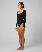 Body côtelé Almond - Noir - profil