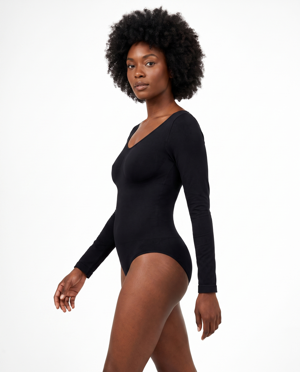 Body Gainant Rehaussant Hanches Almond - Noir - En mouvement