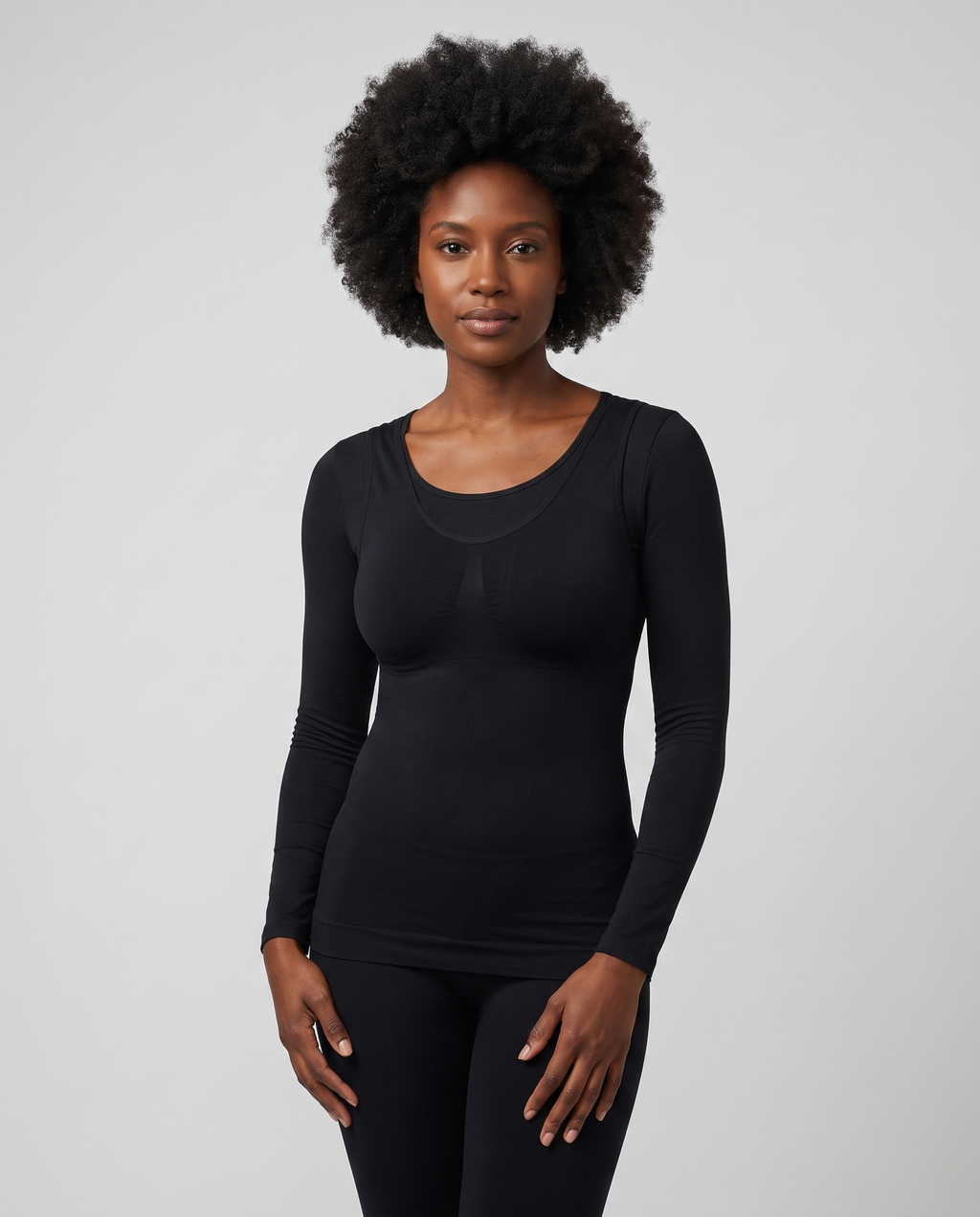 Debardeur et Cami Sculptant Almond - Noir - Detail Ourlet